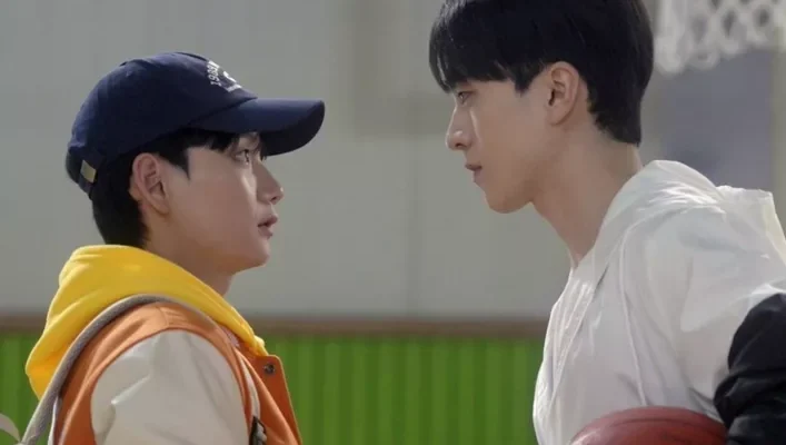 Тактика парня с мячом (2025)